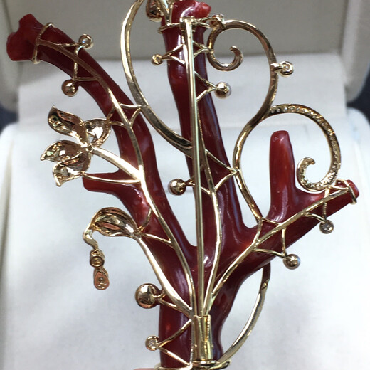 Zhaohao Coral Branch Pendant Brooch Two-purpose Style 18k Gold Set with Diamonds