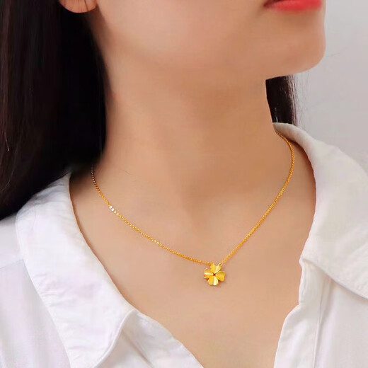 Phoenix Feili Four-leaf Clover Necklace Women's 2025 Light Luxury Niche 18K Gold-Filled Clavicle Chain Birthday Gift Set Four-Leaf Clover Necklace