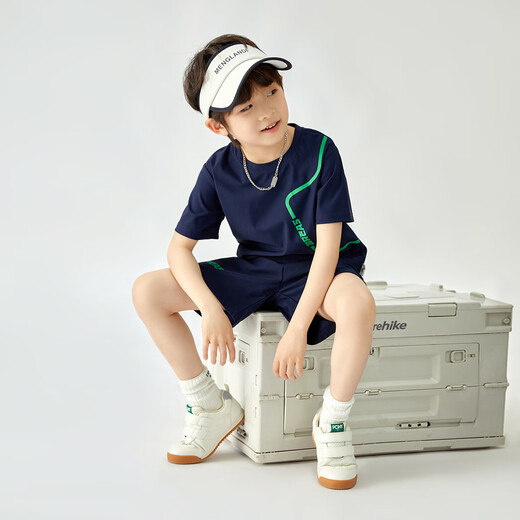 
Duoduojia Running Training Boys Sports Set 2025 Summer Thin Children's Fashion T-shirt Shorts Handsome Two-piece Set