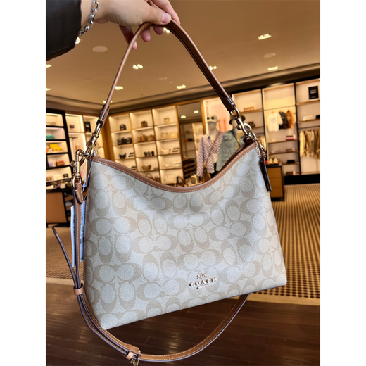 蔻驰（COACH）美国直购 国内现货  Laurel 31 新款奶茶流浪包腋下包 CR149 新款沙色 @长沙现货 CV975-SVPWH