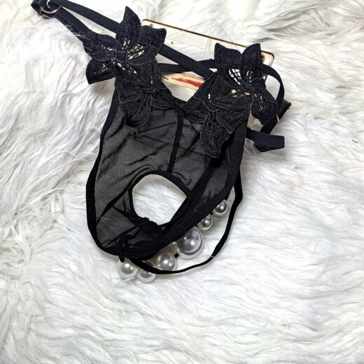 Anal plug for outdoor wearing thong men's sexy underwear with holes, customized imitation pearl thong with large buttocks, one-size-fits-all waist, adjustable