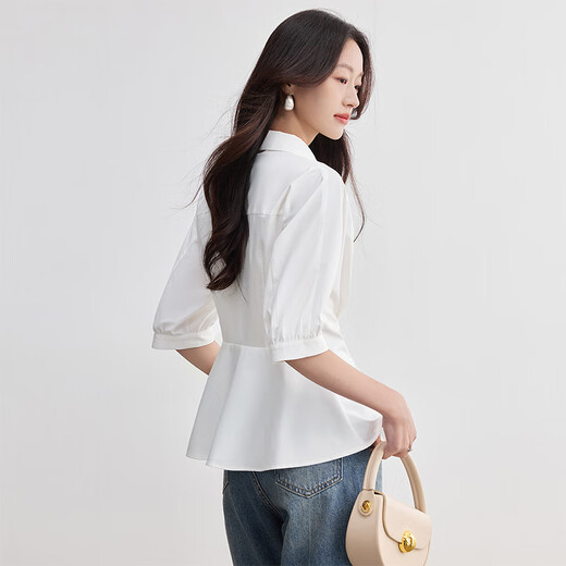 
Shangdu Bila light and fashionable commuting shirt for women with five-point sleeves and temperament design double-breasted placket waist shirt