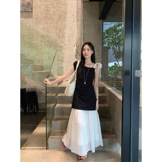 Innen und Außen 2025 Französisch Französisch Einfache One-Shoulder-Kragen-Bow geschnittene Chiffon-Kleid 13897 Schwarz Aprikose L.