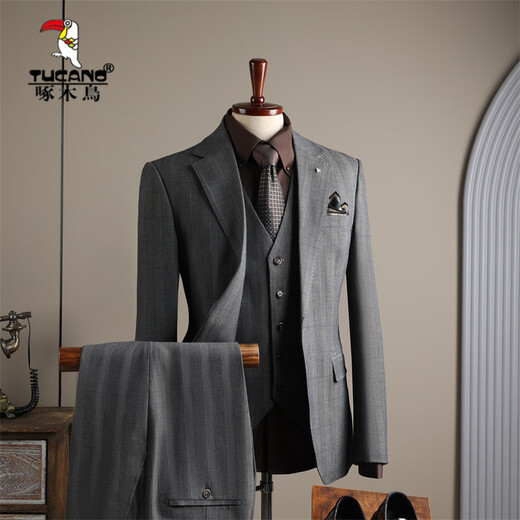 Woodpecker (TUCANO) Fashion Suit Suit Men's Business Casual Banquet Wedding Dress Professional Formal Suit Men's Suit Host Heig (suit + trousers) XL 52 (125-138 Jin Jin equals 0.5 kg)