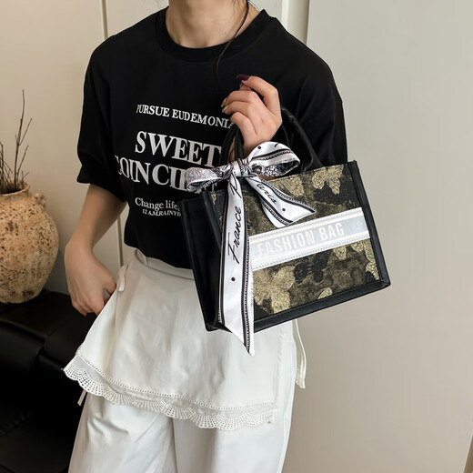 通勤大容量包包女2025新款刺绣洋气百搭单肩包夏天流行手提托特包 黑配金