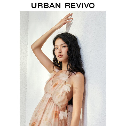 
UR [Zhong Chuxi co-branded model] 2025 autumn new women's vacation style floral dress UYL750117 pink orange print (neck low) S