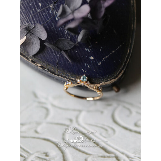 Fat Donglai's same tanzanite ring, chrysanthemum crown, super beautiful corolla topaz, tanzanite zircon, 925 silver gold-plated, darker stone, Hong Kong No. 9