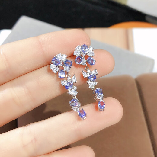 QIWN2025 New Tanzanite Earrings Gorgeous Purple Pure Body Exploding Fire Color 925 Silver,