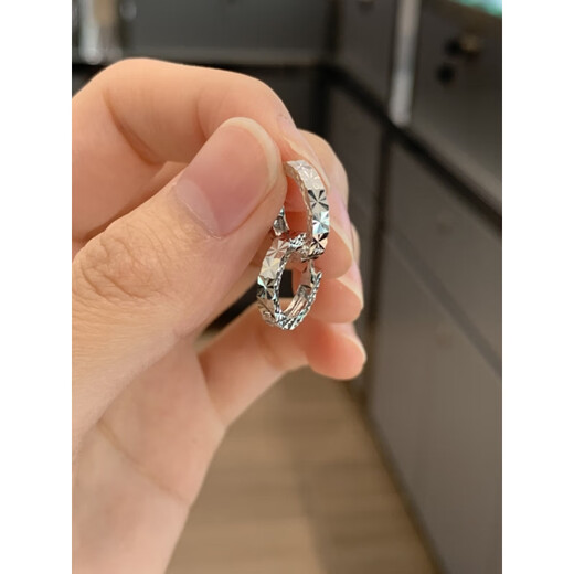 Nilan Fat Dong Lai same style men's platinum earrings PT950 earrings platinum diamond earrings plain ring for men and women, platinum about 2.7 grams, a pair of scheduled inner diameter 9.5