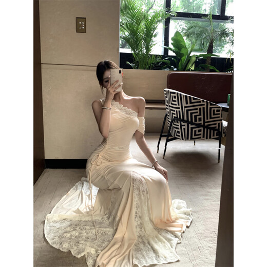 YIOU adult dress evening dress hot girl oblique shoulder lace splicing slim smocked hip-hugging fishtail dress long floor-length apricot M