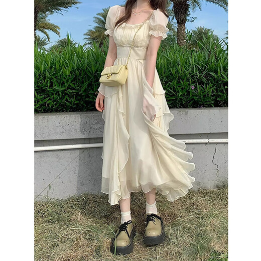 Yunju dress for women in summer 2025 new light luxury high-end white long skirt French beach skirt pure desire off-white bead fairy dress S recommended 80-95 Jin [Jin equals 0.5 kg]