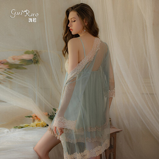 
Gui Ruo (Gui Ruo) Sweet lace with chest pad Deep V Tempting Puffy mesh suspender nightgown outer skirt P3886 green (outer robe + belt, single size