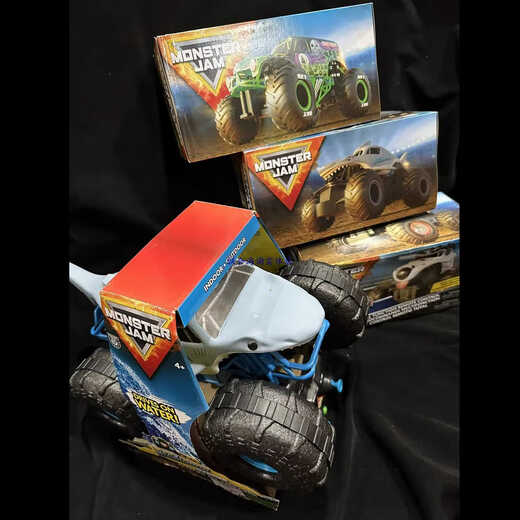 美国MonsterJam遥控怪物大脚车怪兽卡车124儿童玩具小汽车115 超大号掘墓者16充电款 官方标配