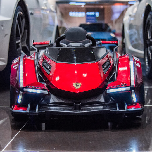 Held Thrive Kinder Elektroauto Kinder können auf Männern und Frauen mit Allrad-Fernbedienung der Fahrzeuge für Kinder und Kinderwagen rot sitzen.