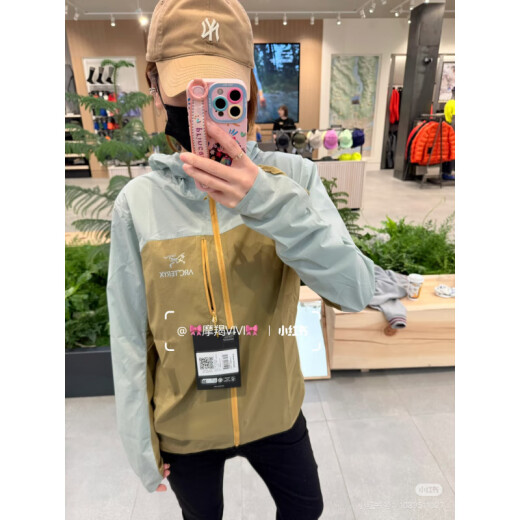 始祖鸟（ARC'TERYX）SquamishHoody女款防晒服衣全新现货 原子灰 S