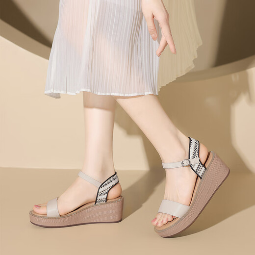 ZHR-Sandalen für Frauen im Sommer, dick-selige Sandalen für Frauen, klassische One-Strip-Strand-Strand-Frauenschuhe M653m 37