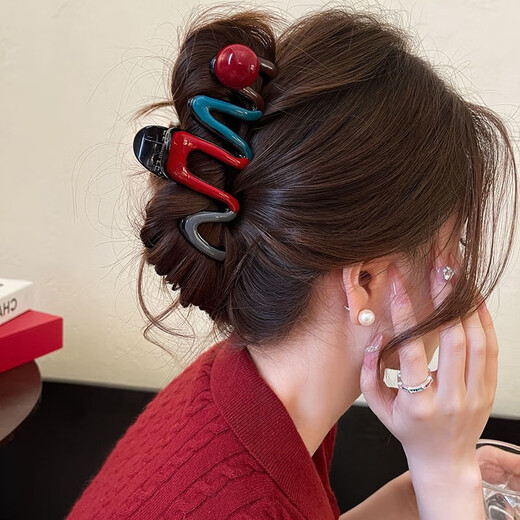 [Ausgezeichneter Wert 4 Stück] 2025 Neues High-End-großer Haarclip für Frauen Matte Head Tablett Haihai Clip [ausgezeichneter Wert 4 Stück] High-End-Maillard-Clip