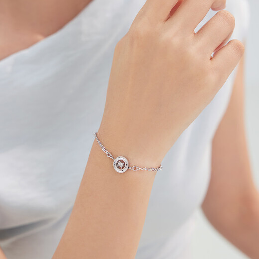 Lukfook Jewelry platinum bracelet, platinum 950 rotatable small waist bracelet, price about 5.58 grams