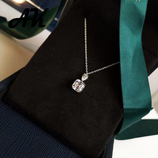 Super flash pt950 platinum princess necklace for women, high-end pear-shaped water drop pendant, 3 carat large square diamond clavicle chain D-E/extreme white 3 carat LC/mirror flawless square diamond necklace + counter packaging