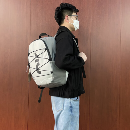 NIKE户外登山运动背包旅行双肩包学生书包休闲电脑包 黑灰色/DV6246-010 49*34*14厘米 男女同款正品