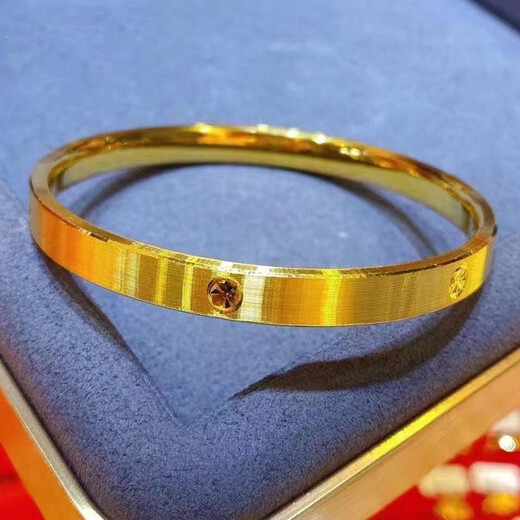 Le bracelet en or pur jaune 9999 9999 pour le nouveau bracelet en or solide en diamant de la mode pour femmes pour 62 diamètre intérieur adapté à 110-120 Jin [Jin est égal à 0,5 kg] porte 16 grammes [comptoir] 15888 yuans
