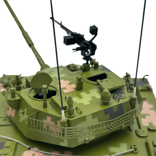 1:26ZBD-05 amphibious assault vehicle 212A tank model alloy simulation military static finished ornaments digital camouflage aluminum box packaging