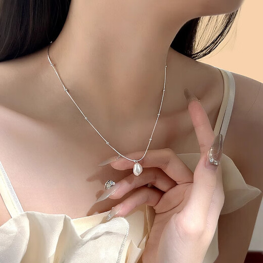 Fat Donglai same style pearl pendant a freshwater necklace for women 2025 new summer light luxury S925 silver clavicle chain silver pearl necklace