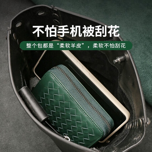 Key bag, men's genuine leather truck bag, two-in-one large capacity, women's car key universal protective cover, key storage bag buckle, green hand-woven-can hold car keys