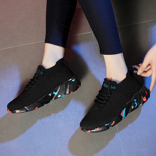 
LEE KIDS new sports shoes for women's shoes for summer flying knitted elastic socks shoes for men's knitted soft sole running fashion lazy single shoes 7022 black and white 35