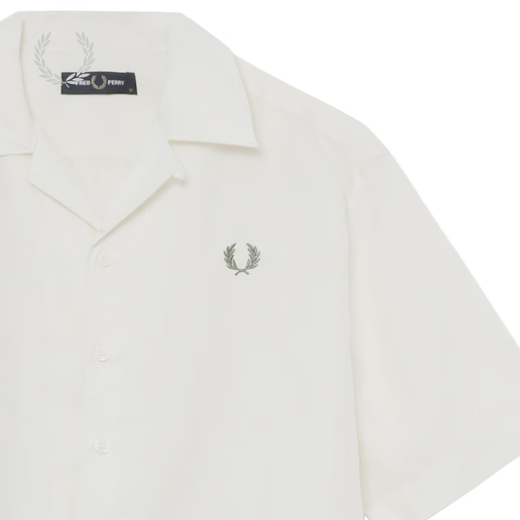 Fred Perry Herren Casual Shirt 2025 Sommer Business Gentleman Revers Weizenohrrand gestickt Kurzarm M9894 IVX/Light Beige M.