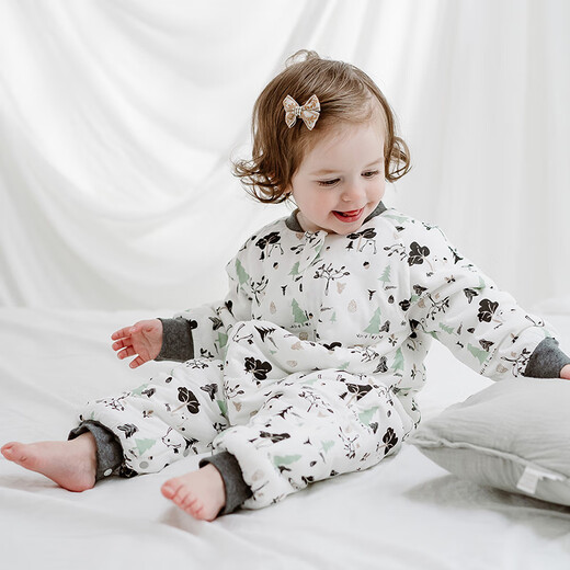 Nest designs baby sleeping bag bamboo cotton thin quilted long sleeve baby split leg sleeping bag children's anti-kick quilt forest bear 90 yards