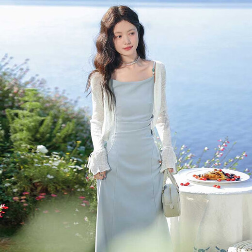 Muni blue suspender dress for women in summer with cardigan, French retro chic, beautiful, slim, pure lust, high-end two-piece set M