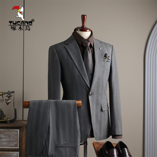 Woodpecker (TUCANO) Fashion Suit Suit Men's Business Casual Banquet Wedding Dress Professional Formal Suit Men's Suit Host Heig (suit + trousers) XL 52 (125-138 Jin Jin equals 0.5 kg)