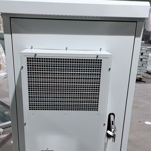 Outdoor cabinet with air conditioning power supply cabinet dustproof and waterproof customization 750*1700 stainless steel base station 2100 constant temperature 650*650*1200*1500W air conditioning Default 1