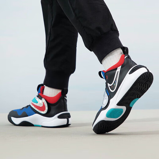 Nike (Nike) Basketballschuhe Frauenschuhe Sommer neue große Kinderschuhe Leichtes Polster Sportschuhe Praktisches Training komfortable atmungsaktive Freizeitschuhe FJ1390-001 39 (245)