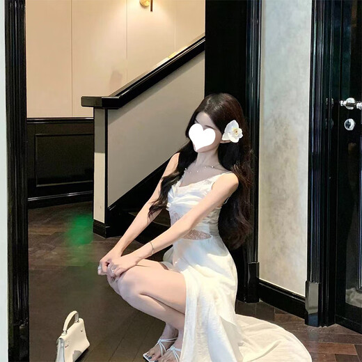 Fujian French retro lace dress vacation 2025 summer air-carved dress seaside beach fairy skirt white lace M