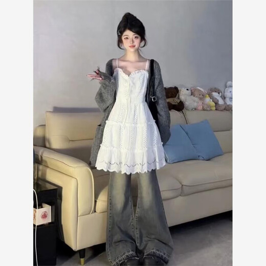 Cooles Kapitel (Kuzhang) 4884 Menschen sammeln zweiteilige Anzüge, kleine süße College-Stil-Spitzenspleischung Spleißstapel Kleid Stapel ein Stück Pullover grau M.