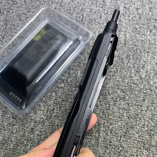 Motorola 166C Big Brother mobile phone 5G full Netcom large capacity and long battery life old-fashioned spare clamshell classic nostalgic mobile phone 1 machine 1 battery 1 direct charge 1 base charge full Netcom 5G version dual card dual standby