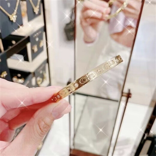 COACH Outlet Women's Bracelet Jewelry Live Buckle Crystal Double C Logo Rose Gold CX686 BLM