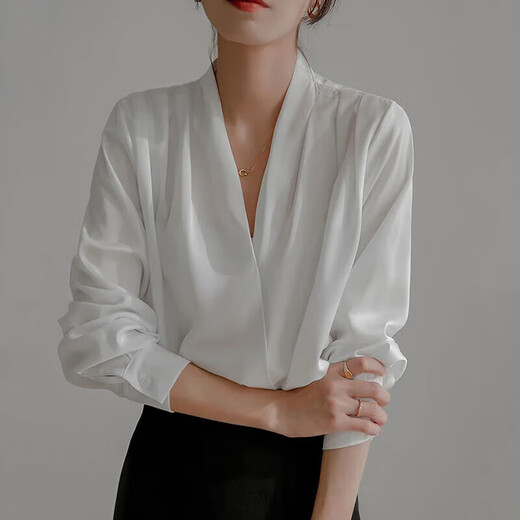 2025女装白色V领缎面衬衫职场通勤内搭西装高级上衣职业装白衬衣 675白色【V领】 M 推荐【95-110斤】