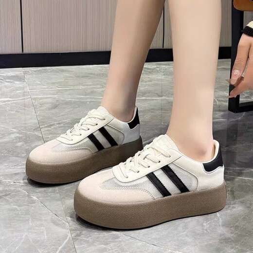 Wasserdichte und beliebte Internet -Promi weiße Schuhe 2025 Sommer neues Netz atmungsaktiven Schuhen für Frauen vielseitiges Brett Freizeitschuhe Mesh Schuhe Beige Brown 38