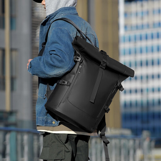 2025 new old leather men's backpack with a top layer of cowhide large capacity casual and versatile computer travel backpack green