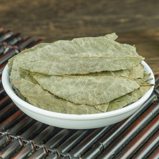
Beijing Tongrentang Green Willow Leaf Chinese medicinal materials 500g authentic natural Dabie Mountain old tree is native to Qingqian willow ancient tree Jinqian willow tea Qingqian willow leaves 500g [naturally native]