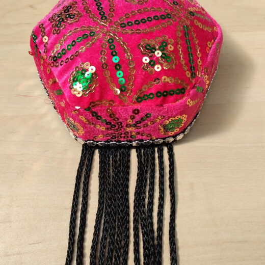 Gisailun Xinjiang hexagonal hat dance Uyghur national braid Uygur children hexagonal performance headdress hat adult red hat plus 12 pieces