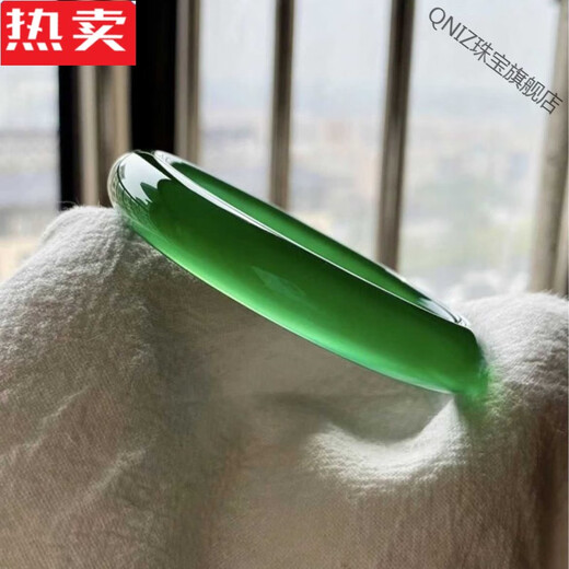QNIZ Hong Kong and Macao Light Luxury High-Quality Imperial Chrysoprase Bracelet Women's Ice Green Agate Jade Bracelet Girl Height 52-53mm