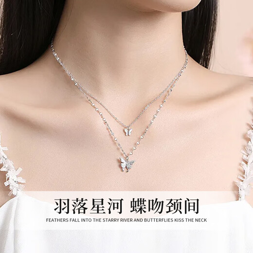 Old Fengxiang foot silver double butterfly necklace for women clavicle chain niche pendant birthday Chinese Valentine's Day gift to girlfriend and wife [classic brand gift box] * Hachikuang delivery/fast delivery