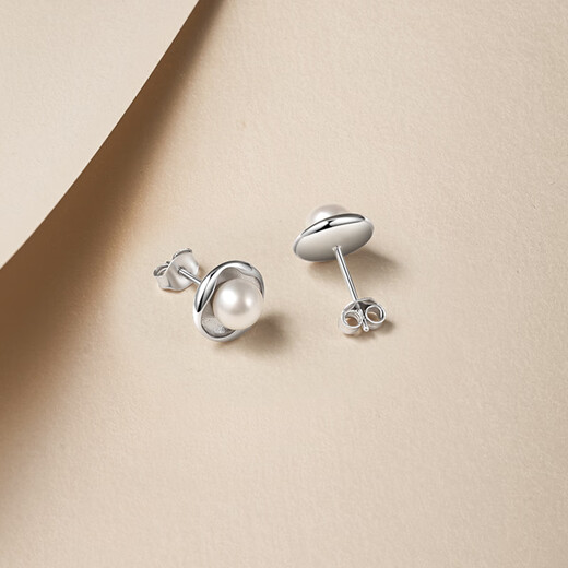 Saturday Fortune (ZLF) S925 Silver Freshwater Pearl Stud Earrings Women's Möbius Strip Earrings as a Gift for Girlfriend Stud Earrings (6-6.5mm)