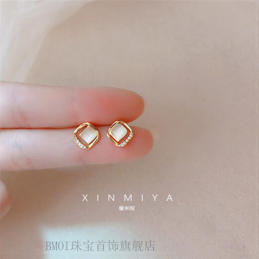 BMOI Old Phoenix 999 sterling silver pure freshwater pearl earrings for women retro French niche style freshwater pearl earrings + geometric square pearls two