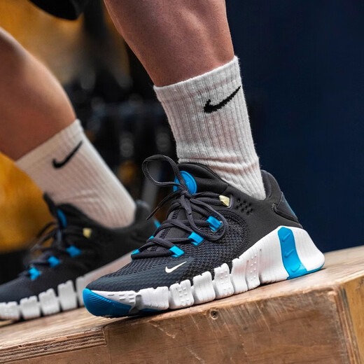 Nikefree Metcon 4 Männer- und Frauen-Mesh Sport Trainingschuhe atmungsaktive Laufschuhe CT3886-234 CT3886-307 40.5