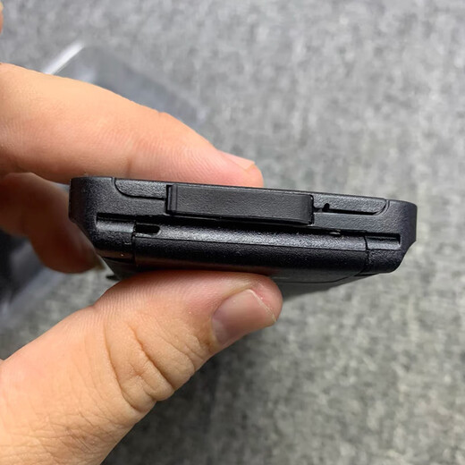 Motorola 166C Big Brother mobile phone 5G full Netcom large capacity and long battery life old-fashioned spare clamshell classic nostalgic mobile phone 1 machine 1 battery 1 direct charge 1 base charge full Netcom 5G version dual card dual standby